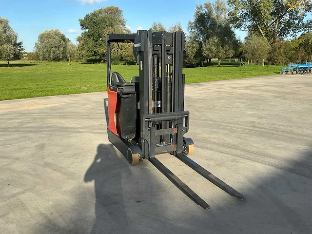 2017 linde r12n-01 reach truck container versie - afbeelding 33 van  111