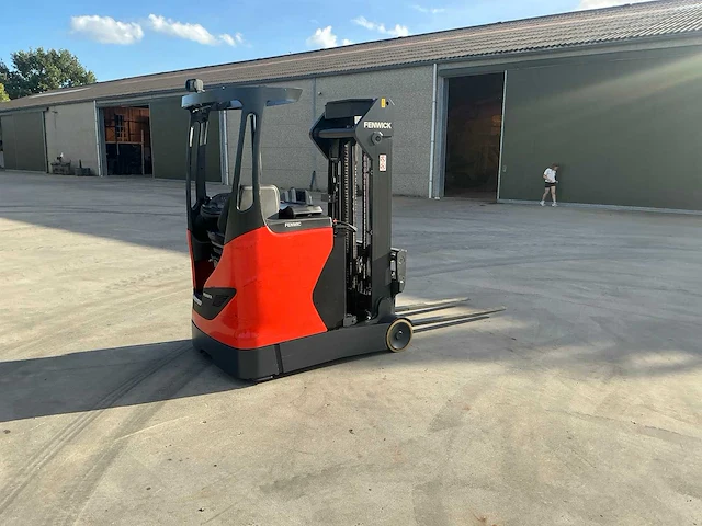 2017 linde r12n-01 reach truck container versie - afbeelding 40 van  111