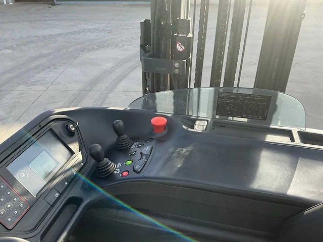 2017 linde r12n-01 reach truck container versie - afbeelding 110 van  111