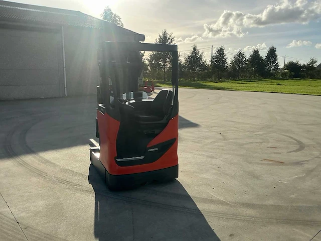 2017 linde r12n-01 reach truck container versie - afbeelding 48 van  111