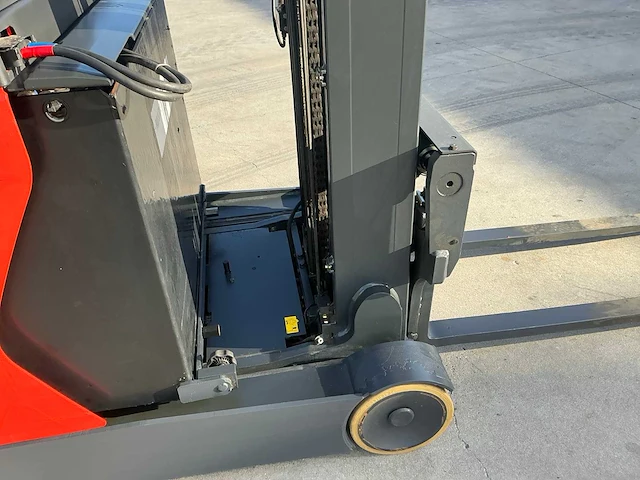 2017 linde r12n-01 reach truck container versie - afbeelding 86 van  111