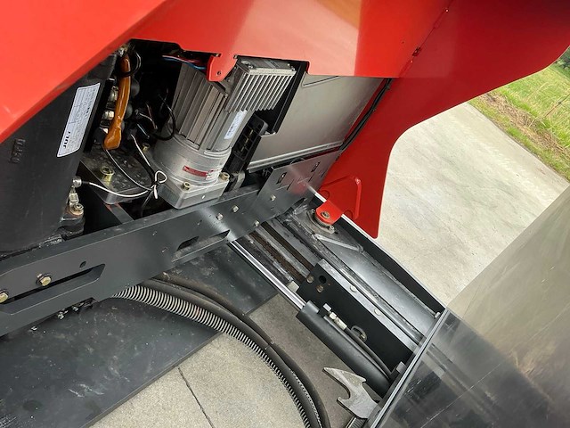 2017 linde r14 reach truck - afbeelding 9 van  43