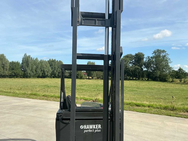 2017 linde r14 reach truck - afbeelding 13 van  43