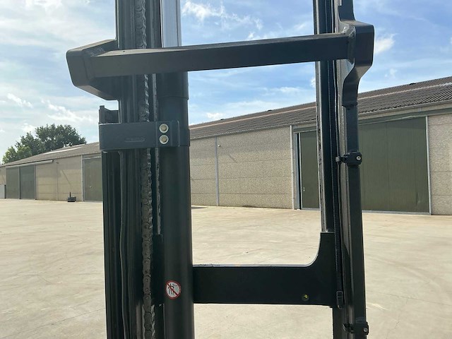 2017 linde r14 reach truck - afbeelding 21 van  43