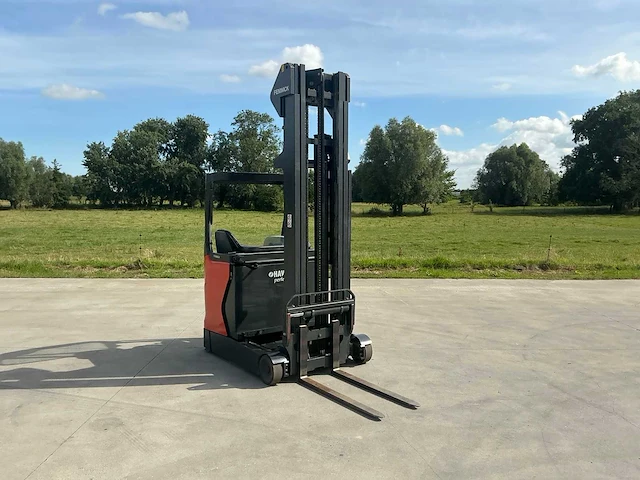 2017 linde r14 reach truck - afbeelding 36 van  51