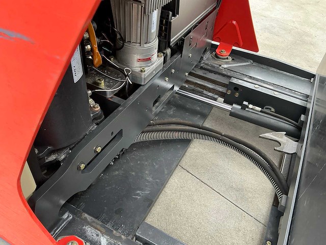 2017 linde r14 reach truck - afbeelding 8 van  51