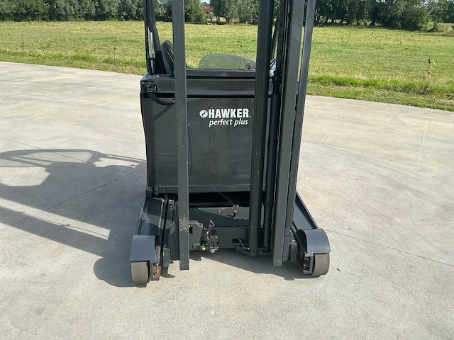 2017 linde r14 reach truck - afbeelding 11 van  51