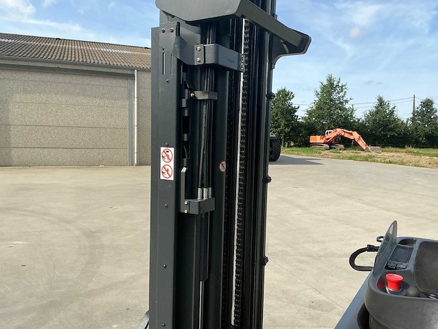 2017 linde r14 reach truck - afbeelding 26 van  51