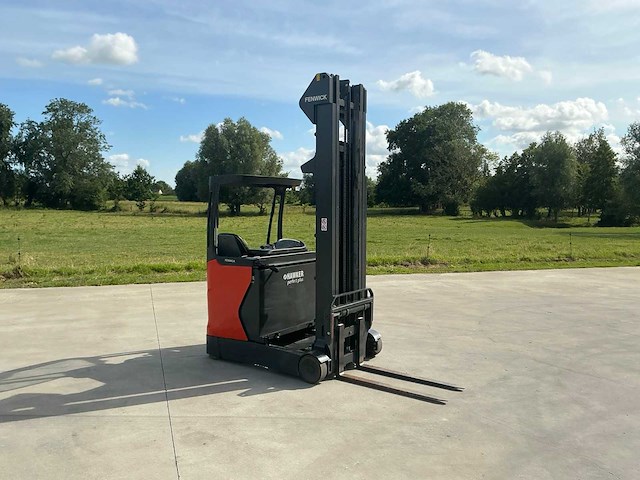2017 linde r14 reach truck - afbeelding 37 van  51