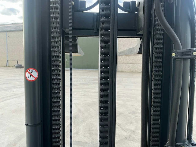 2017 linde r14b-01 reach truck - afbeelding 8 van  77
