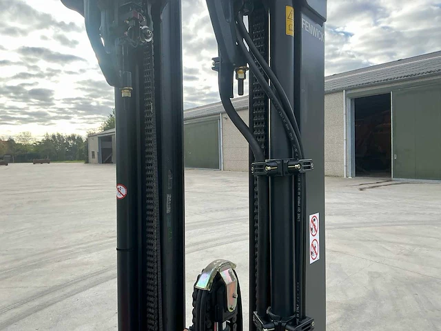 2017 linde r14b-01 reach truck - afbeelding 58 van  77