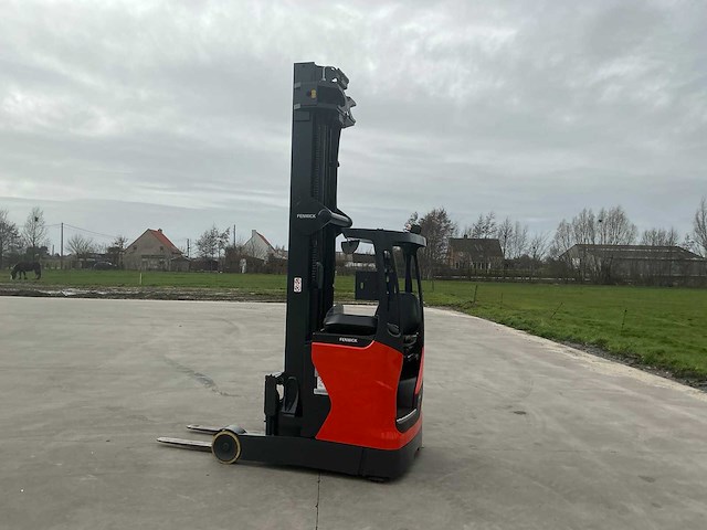 2017 linde r14hd-01 reach truck 9000 mm triplex - afbeelding 27 van  84
