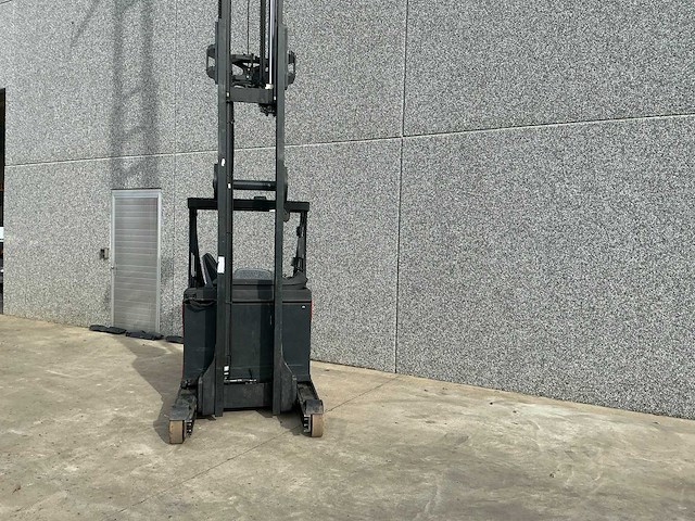 2017 linde r14hd-01 reach truck 9000 mm triplex - afbeelding 23 van  84