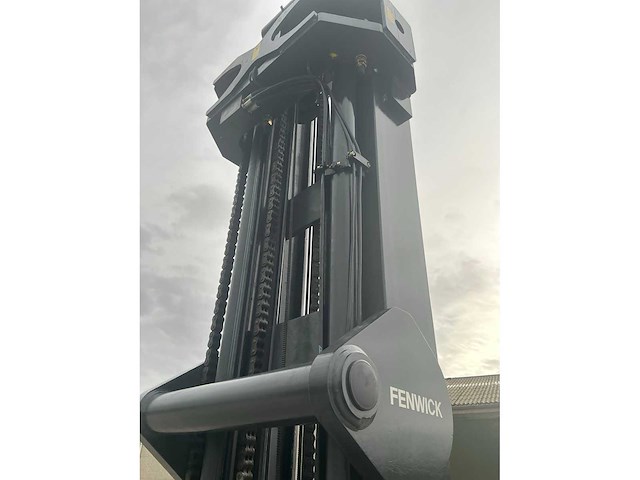 2017 linde r14hd-01 reach truck 9000 mm triplex - afbeelding 42 van  46