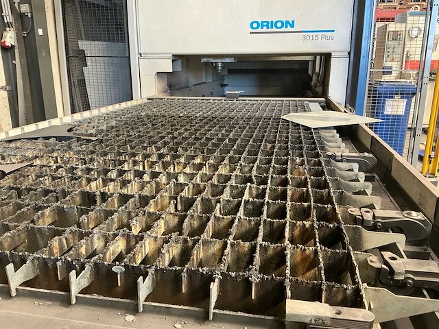 2017 lvd orion 1315 plus lasersnijmachine co2 - afbeelding 2 van  18