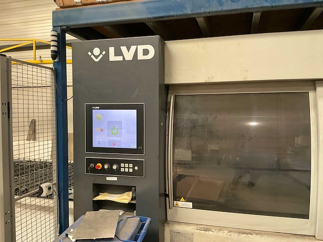 2017 lvd orion 1315 plus lasersnijmachine co2 - afbeelding 14 van  18