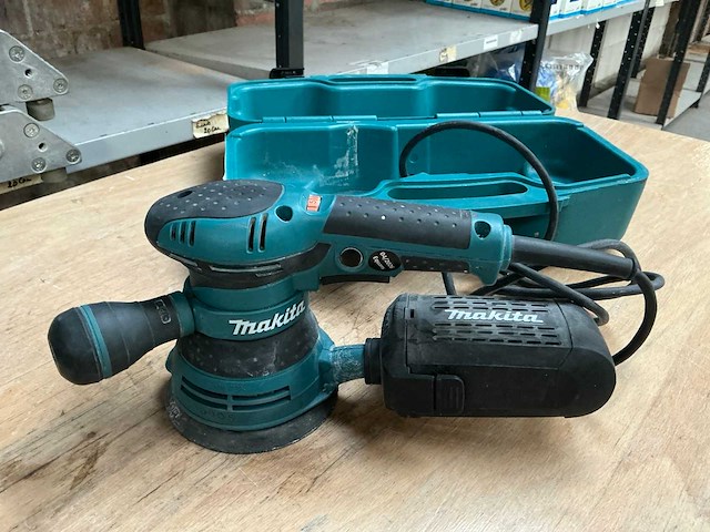 2017 makita 399172 a excentrische schuurmachine - afbeelding 1 van  4