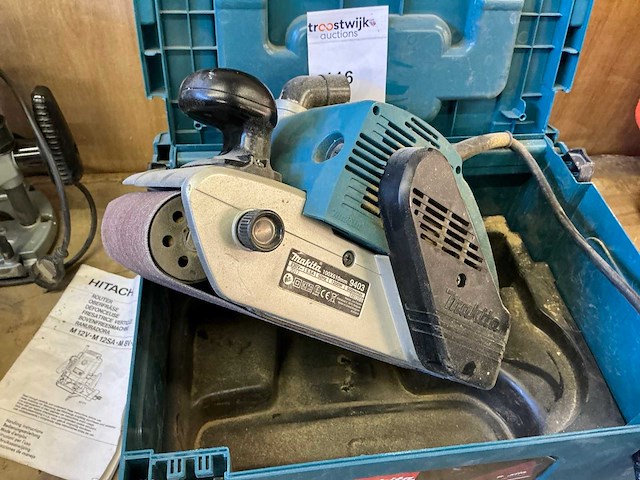 2017 makita 9403 bandschuurmachine - afbeelding 3 van  3