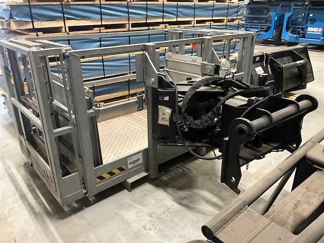 2017 manitou 2.45/5 mt werkplatform - afbeelding 10 van  11