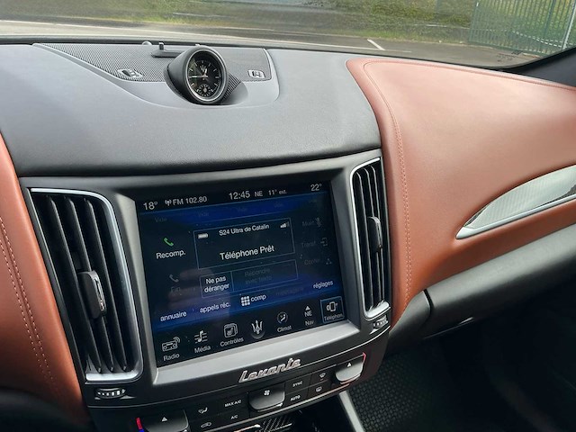 2017 maserati levante s personenauto - afbeelding 8 van  27