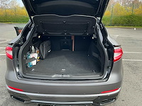 2017 maserati levante s personenauto - afbeelding 14 van  27
