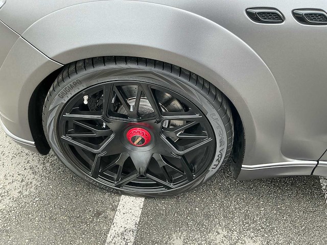 2017 maserati levante s personenauto - afbeelding 18 van  27