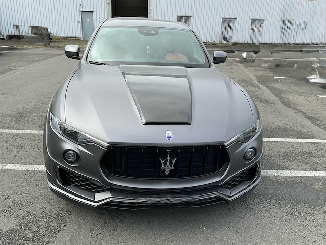 2017 maserati levante s personenauto - afbeelding 27 van  27