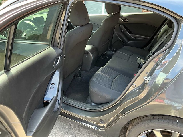 2017 mazda 3 personenauto - afbeelding 14 van  36