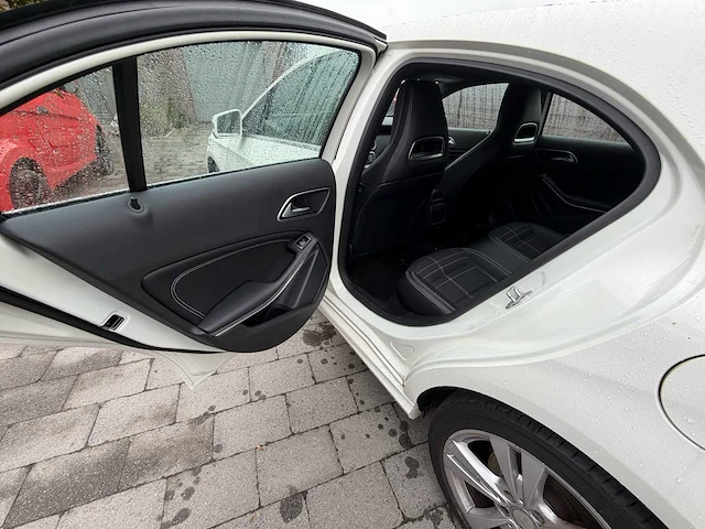 2017 mercedes-benz a 180 245g personenauto - afbeelding 14 van  23