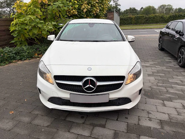 2017 mercedes-benz a 180 245g personenauto - afbeelding 8 van  23
