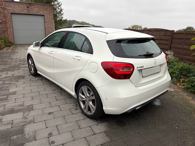 2017 mercedes-benz a 180 245g personenauto - afbeelding 23 van  32