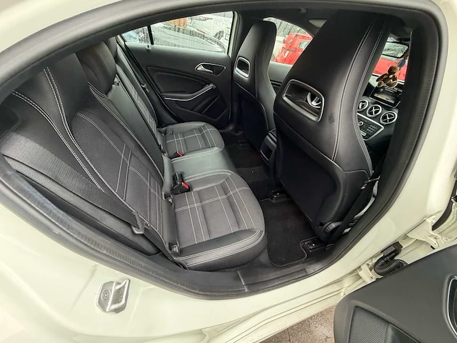 2017 mercedes-benz a 180 245g personenauto - afbeelding 20 van  32
