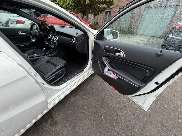 2017 mercedes-benz a 180 245g personenauto - afbeelding 21 van  32