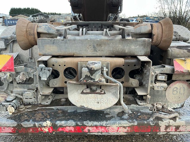 2017 mercedes-benz actros 963-0-c, 6x2 vrachtwagen met haakarmsysteem - afbeelding 71 van  74