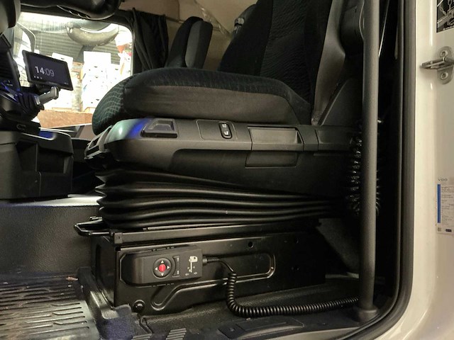 2017 mercedes-benz actros vrachtwagen - afbeelding 15 van  37