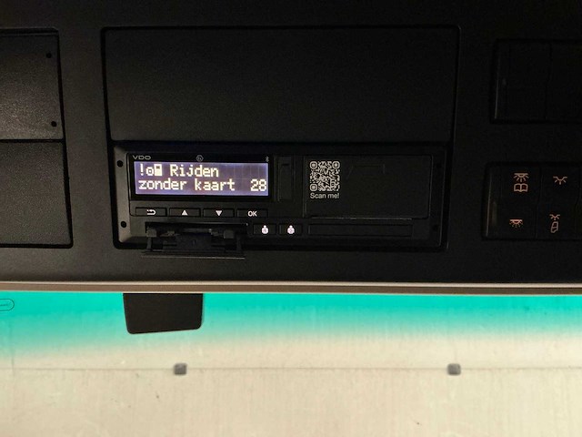 2017 mercedes-benz actros vrachtwagen - afbeelding 17 van  37