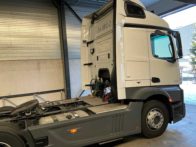 2017 mercedes-benz actros vrachtwagen - afbeelding 34 van  37