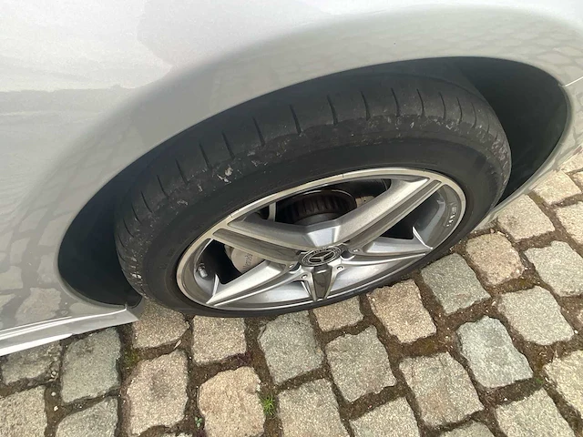 2017 mercedes-benz c 200 coupé - personenauto (uitzonderlijk staat) - afbeelding 32 van  80