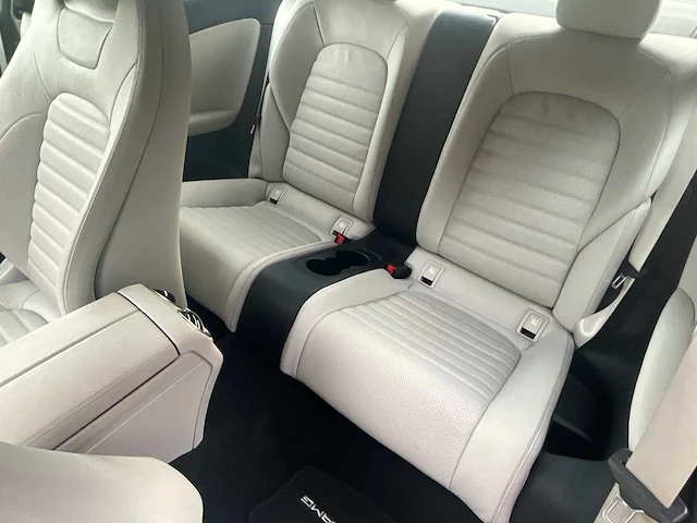 2017 mercedes-benz c 200 coupé - personenauto (uitzonderlijk staat) - afbeelding 38 van  80
