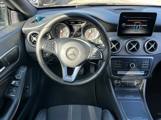 2017 mercedes-benz cla 180 personenauto - afbeelding 7 van  33