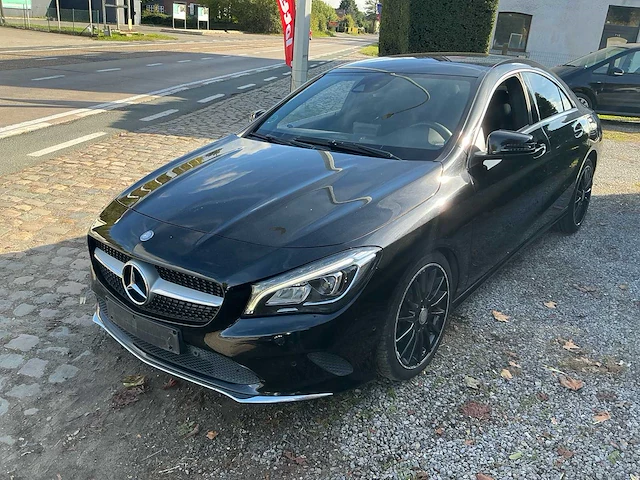 2017 mercedes-benz cla 180 personenauto - afbeelding 1 van  33