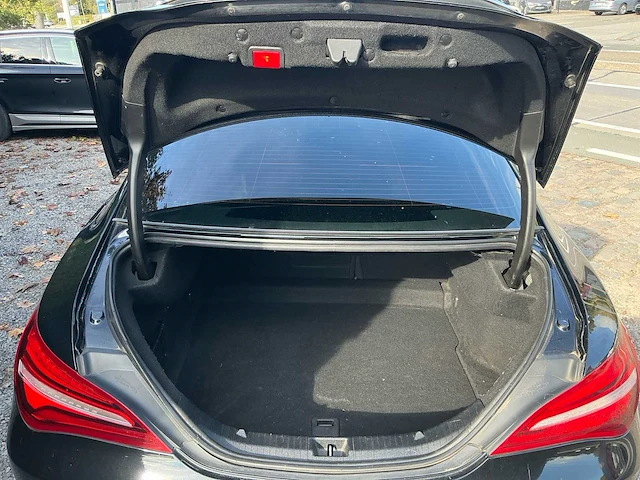 2017 mercedes-benz cla 180 personenauto - afbeelding 13 van  33