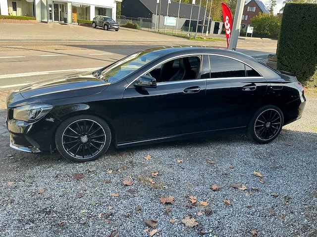 2017 mercedes-benz cla 180 personenauto - afbeelding 12 van  33