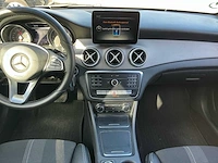 2017 mercedes-benz cla 180 personenauto - afbeelding 1 van  33