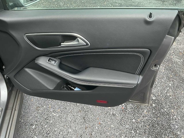 2017 mercedes-benz cla 200d 245g - afbeelding 24 van  46