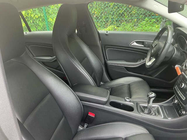 2017 mercedes-benz cla 200d 245g - afbeelding 26 van  46