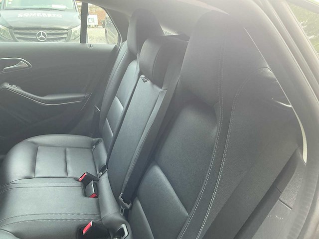 2017 mercedes-benz cla 200d 245g - afbeelding 18 van  35
