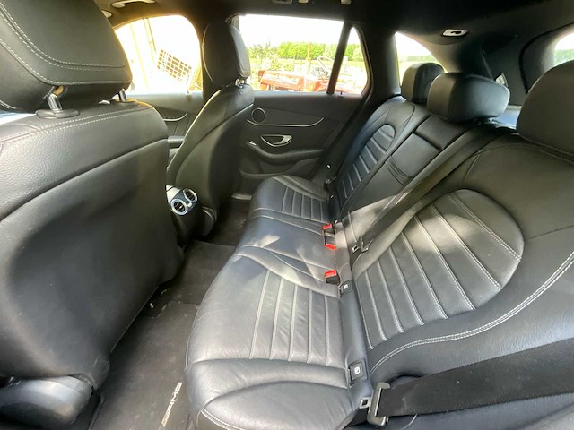 2017 mercedes glc stationwagen break mercedes benzine - afbeelding 2 van  29