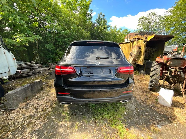 2017 mercedes glc stationwagen break mercedes benzine - afbeelding 25 van  29