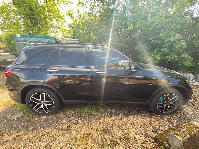 2017 mercedes glc stationwagen break mercedes benzine - afbeelding 28 van  29